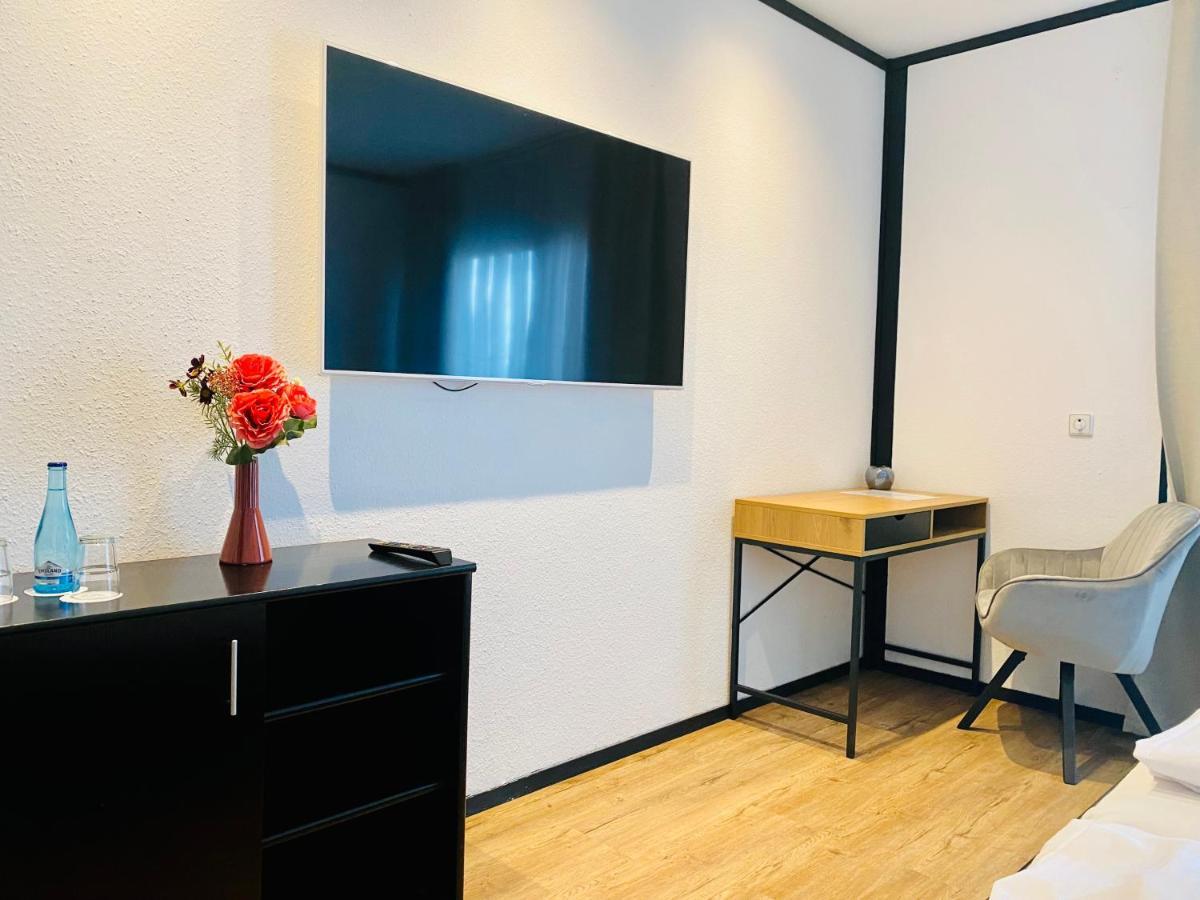 Hotel My Schildow Bagian luar foto